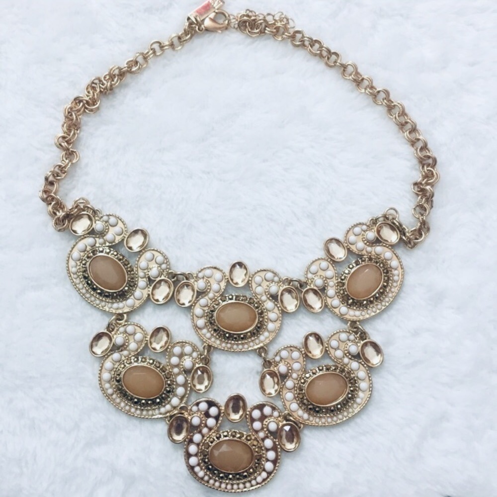New Gold-Tone chunky crystal & stone necklace